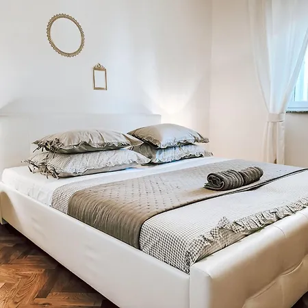 Matkovic By Interhome * Rovanjska