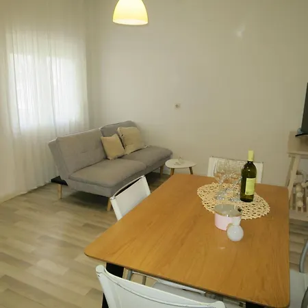 Matkovic - Srd300 By Interhome Vikendica Rovanjska