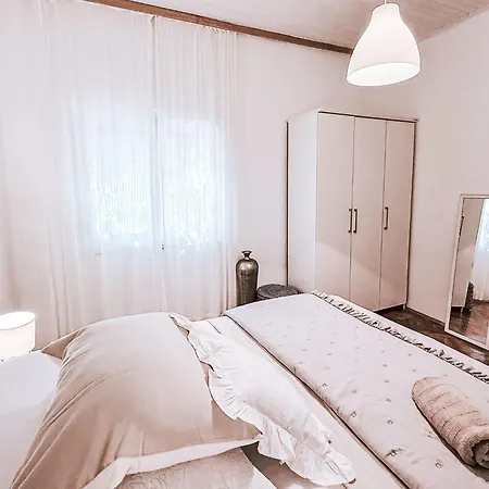 Matkovic By Interhome Prázdninový dům Rovanjska