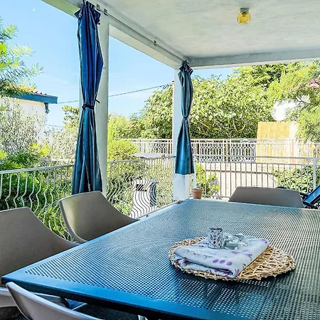 Matkovic By Interhome Ferienhaus *