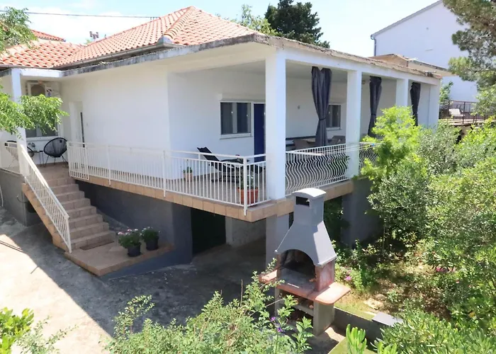 Сasa de vacaciones Matkovic By Interhome