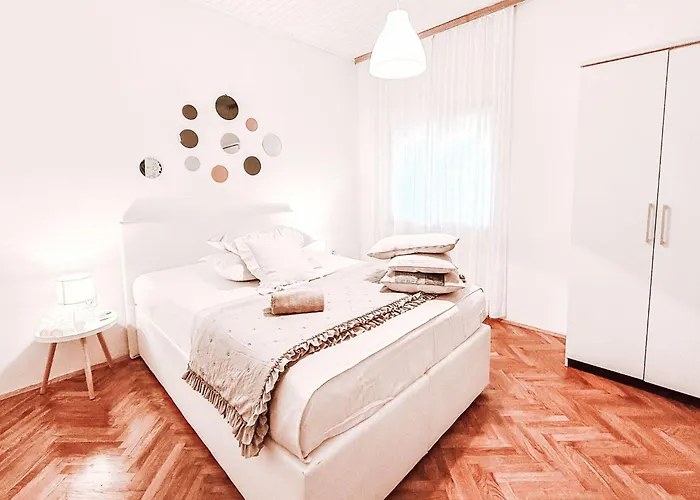 Сasa de vacaciones Matkovic By Interhome *